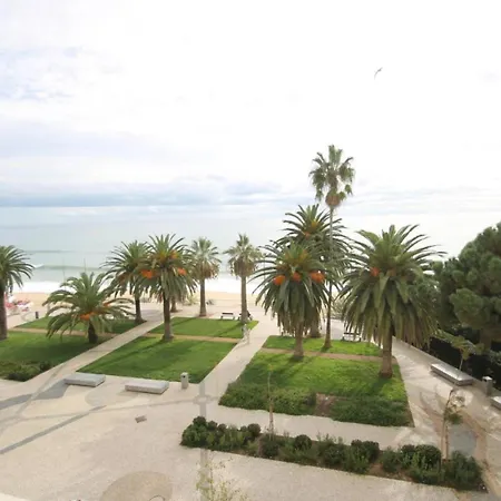 Gardens Village Penthouse Pool Flat Appartamento Armação de Pêra